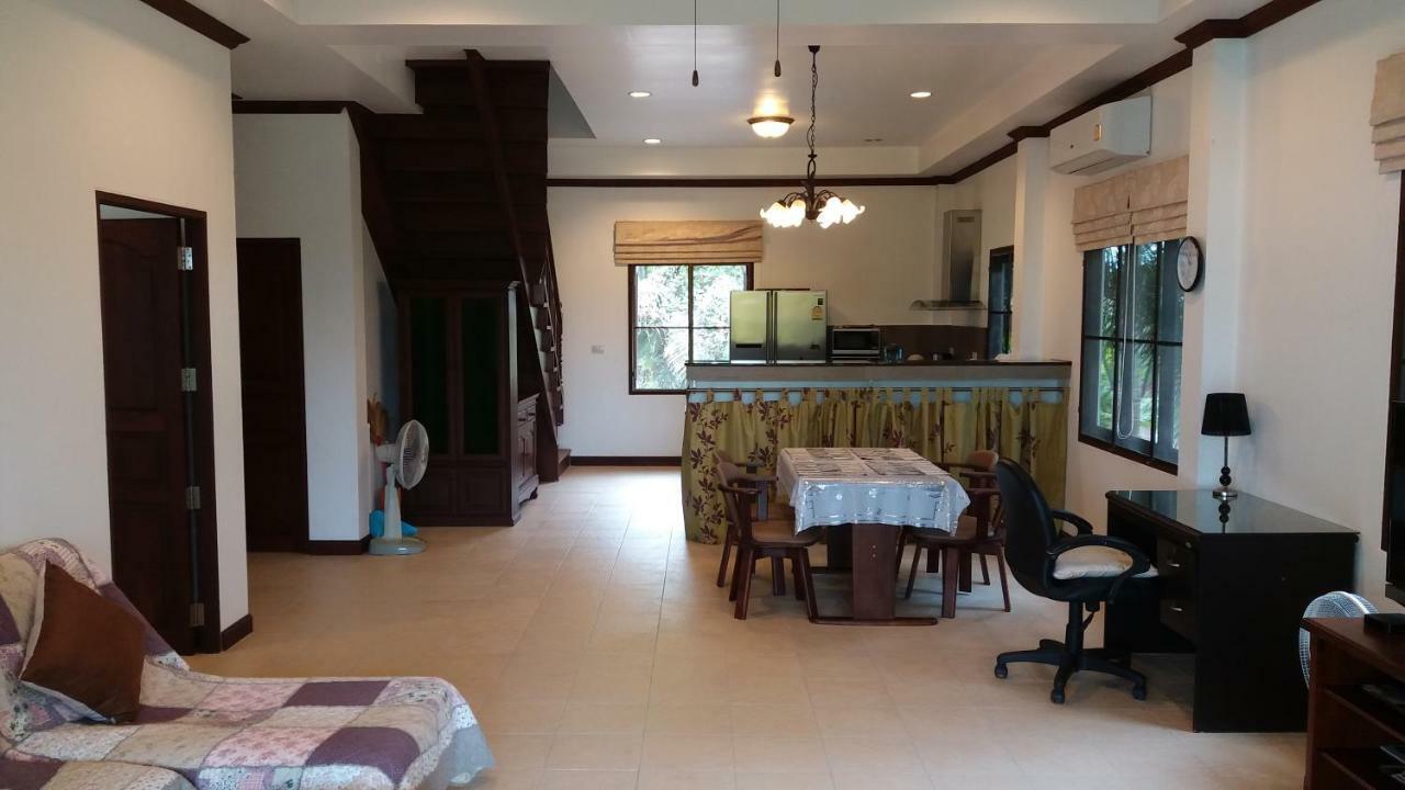 Periwinkle Villa Koh Chang Buitenkant foto